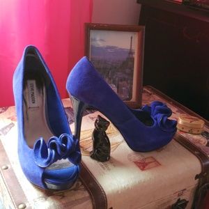 Steve Madden Regaal Blu Suede Stillettos